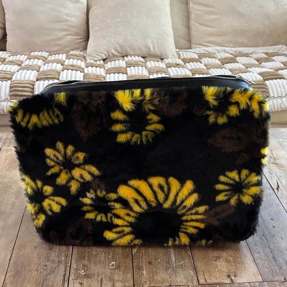 dELiA*s Handbags - Delia’s Vintage Suitcase Retro 70’s Style Sunflower